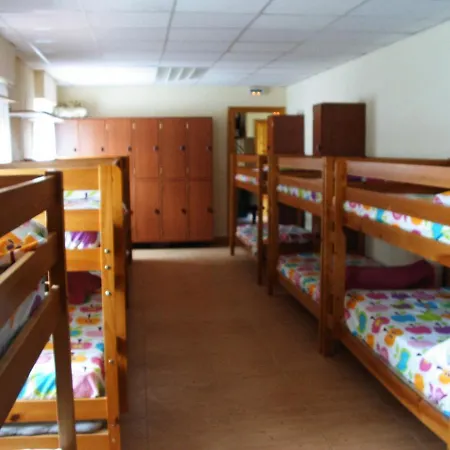 Vandrerhjem Albergue De Cornejo *